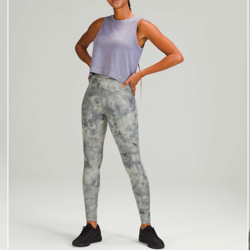 Lululemon Seawheze Swift Speed Tight 28"
Elation Foil Diamond Dye Gunmetal Foil